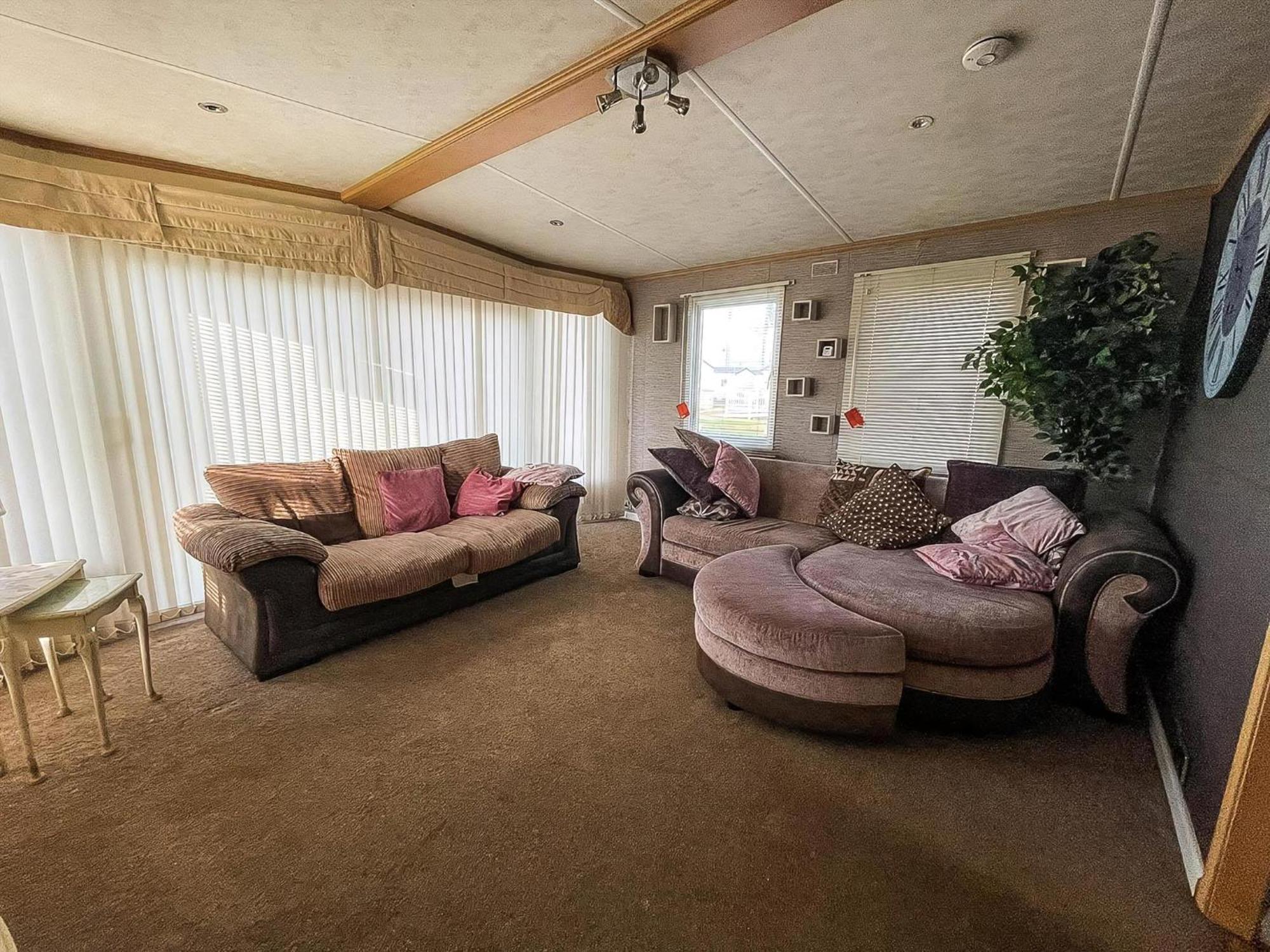 6 Berth Caravan For Hire At Seawick Holiday Park In Clacton-On-Sea Ref 27049Sw Exterior photo